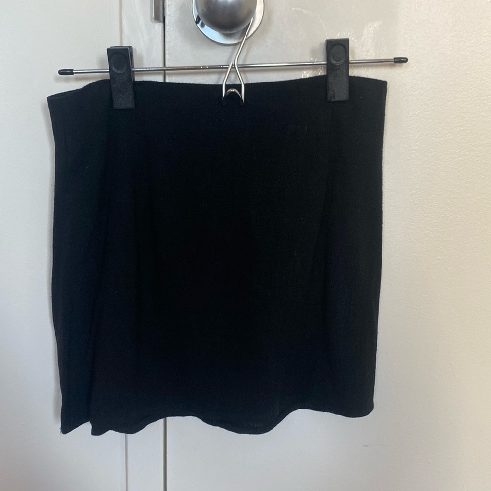 Princess Polly black miniskirt (sz 2)